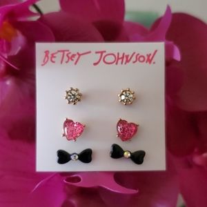 Betsey Johnson Bow Stud Earrings Set